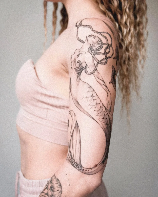 Татуировка в стиле тонких линий - работа 11